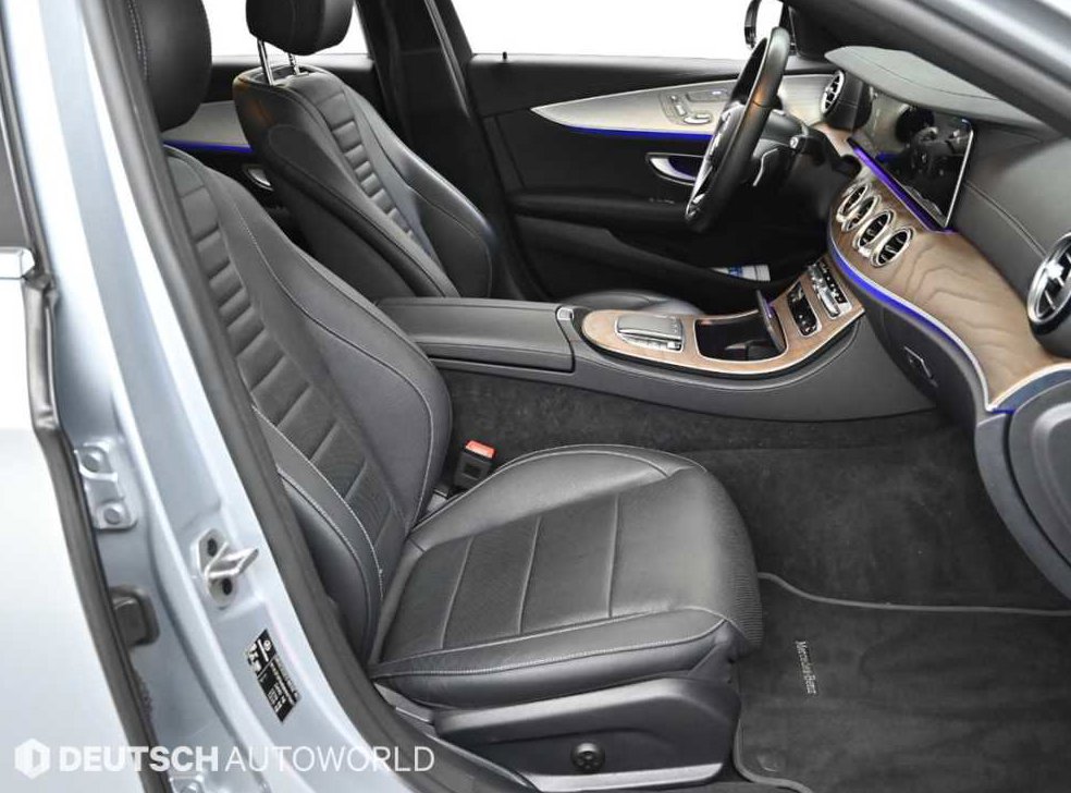 벤츠 E 클래스 E220d 4MATIC 익스클루시브 사진 10