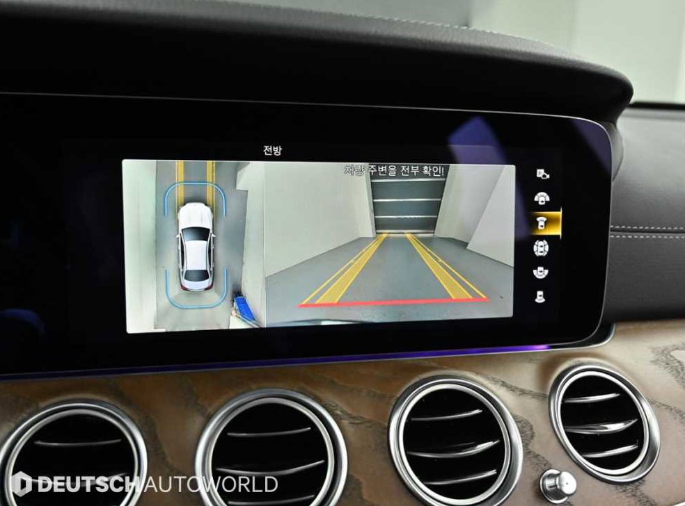 벤츠 E 클래스 E220d 4MATIC 익스클루시브 사진 15