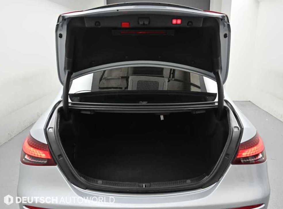 벤츠 E 클래스 E220d 4MATIC 익스클루시브 사진 19