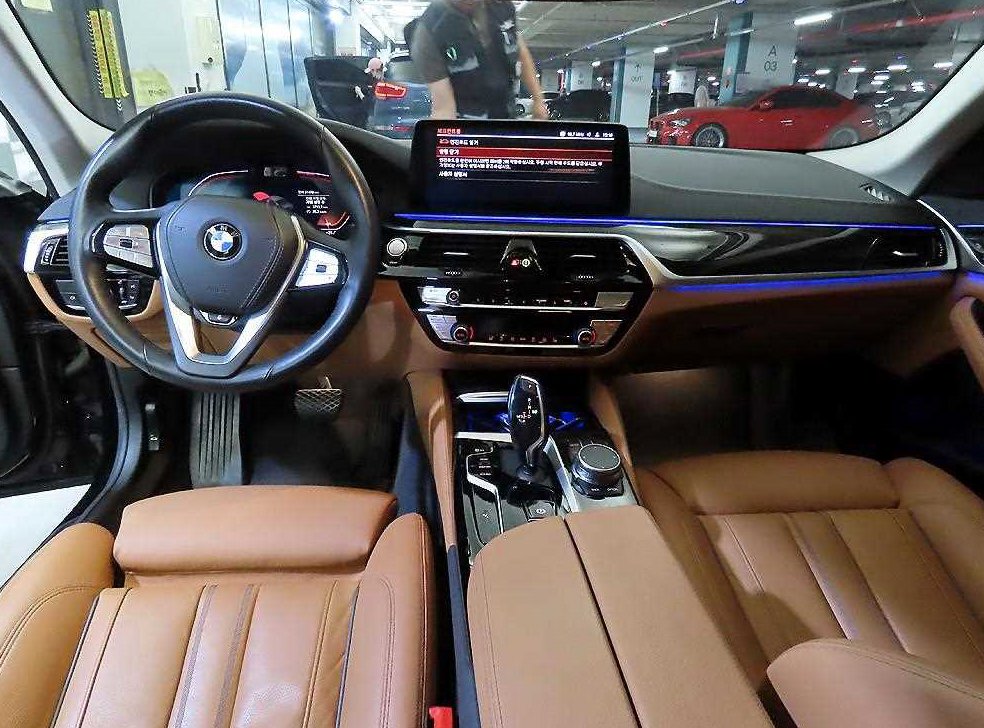 BMW 5시리즈 520i 럭셔리 사진 10