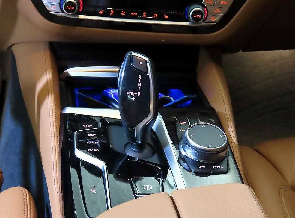 BMW 5시리즈 520i 럭셔리 사진 12