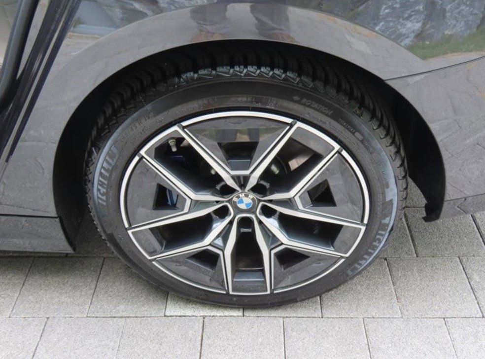 BMW 5시리즈 520i 사진 17