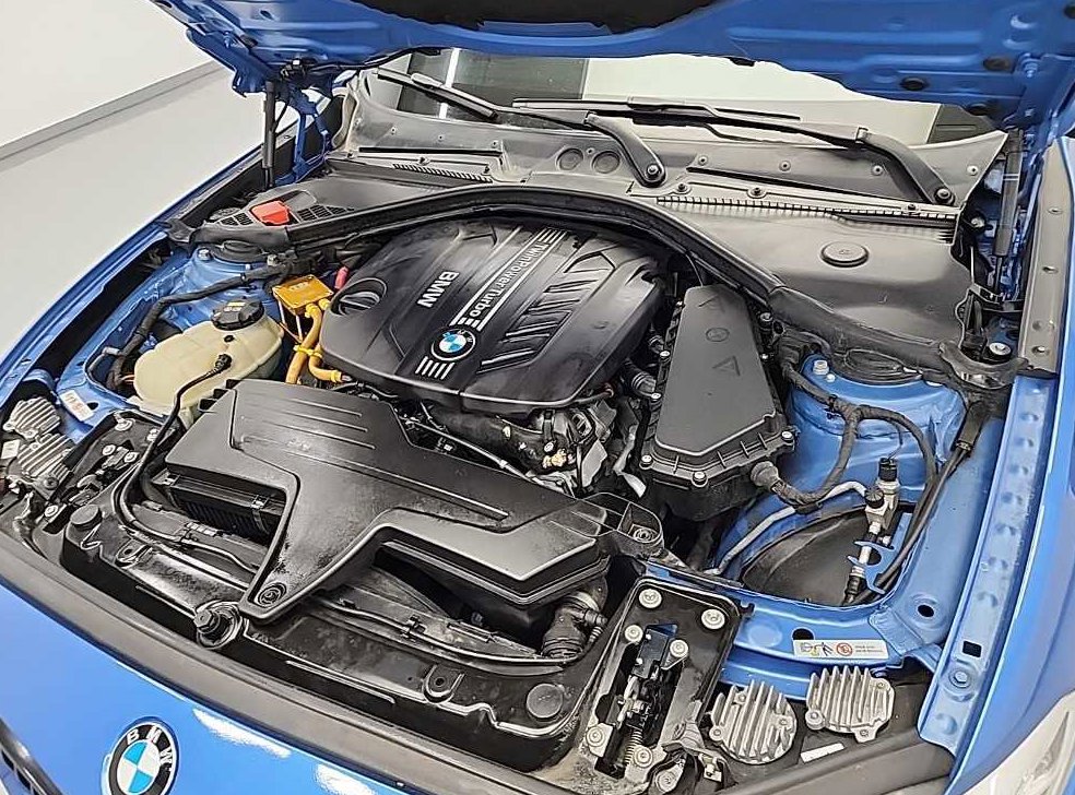 BMW 2시리즈 220d 쿠페 M 스포츠 사진 5