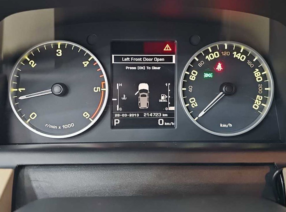 랜드로버 디스커버리 3.0 SDV6 SE 사진 6