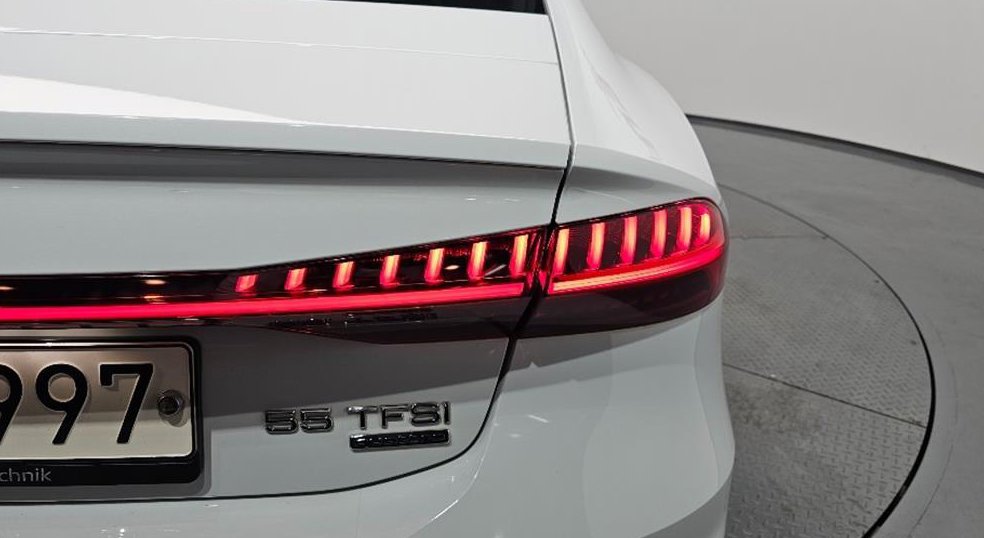 아우디 A7 55 TFSI 콰트로 프리미엄 사진 8