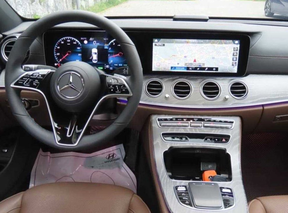 벤츠 E 클래스 E350 4MATIC 아방가르드 사진 16
