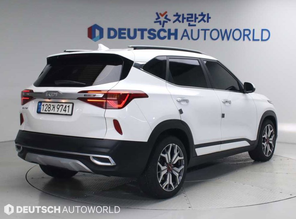 기아 셀토스 가솔린 1.6 터보 2WD 사진 2