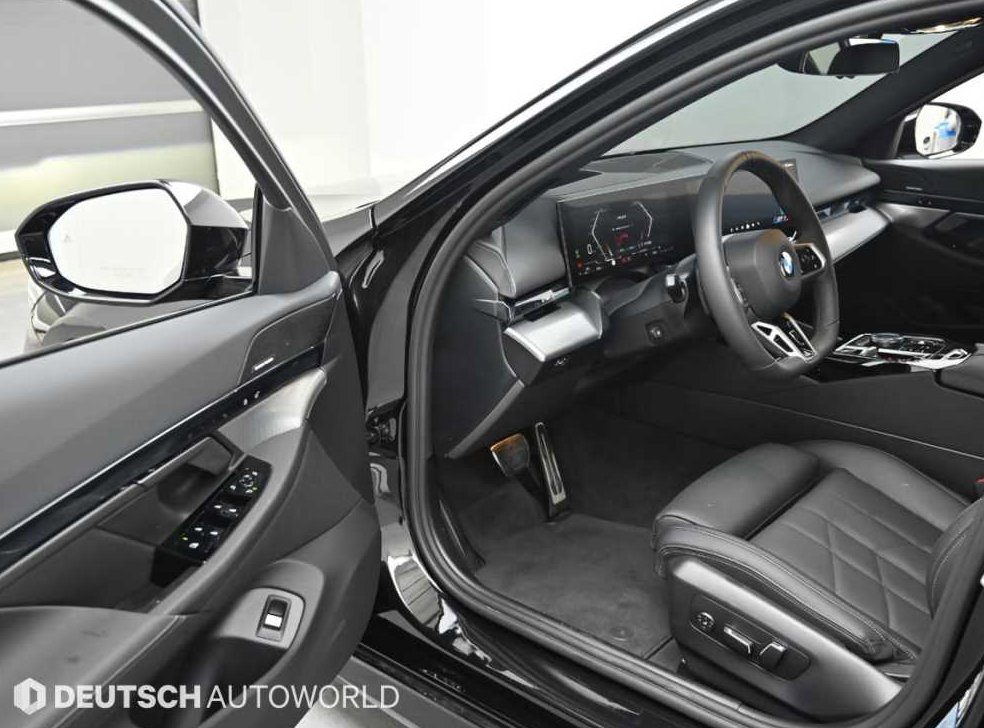 BMW 5시리즈 520i 사진 11