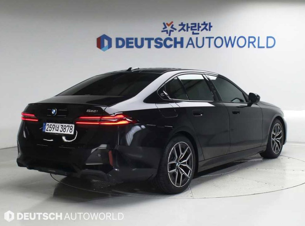 BMW 5시리즈 520i 사진 2