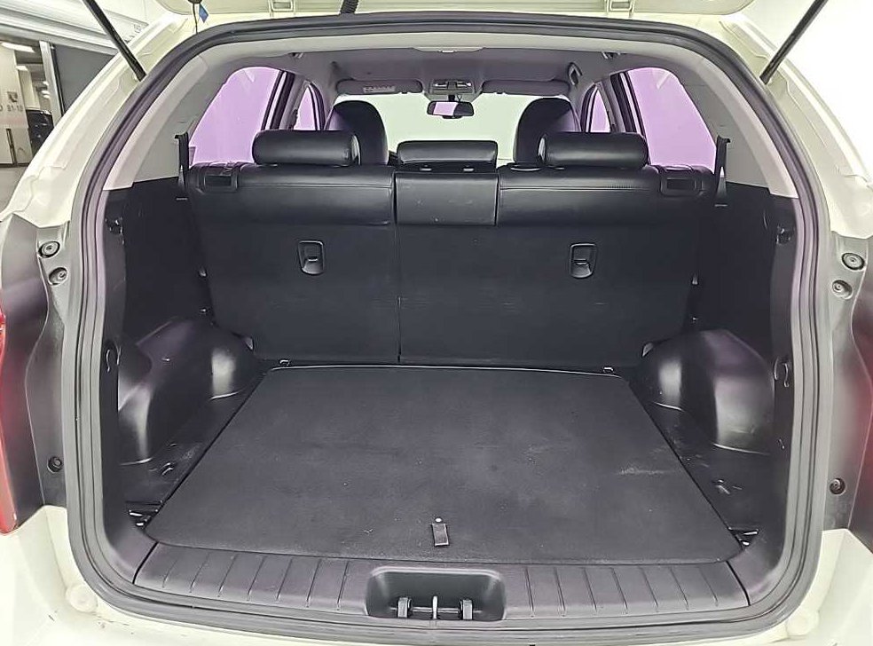KG모빌리티(쌍용)  코란도 4WD 2.0 CVT 사진 17