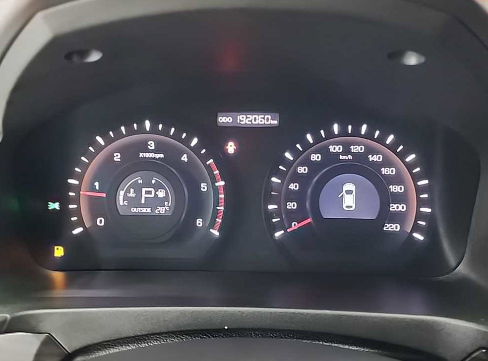KG모빌리티(쌍용)  코란도 4WD 2.0 CVT 사진 6