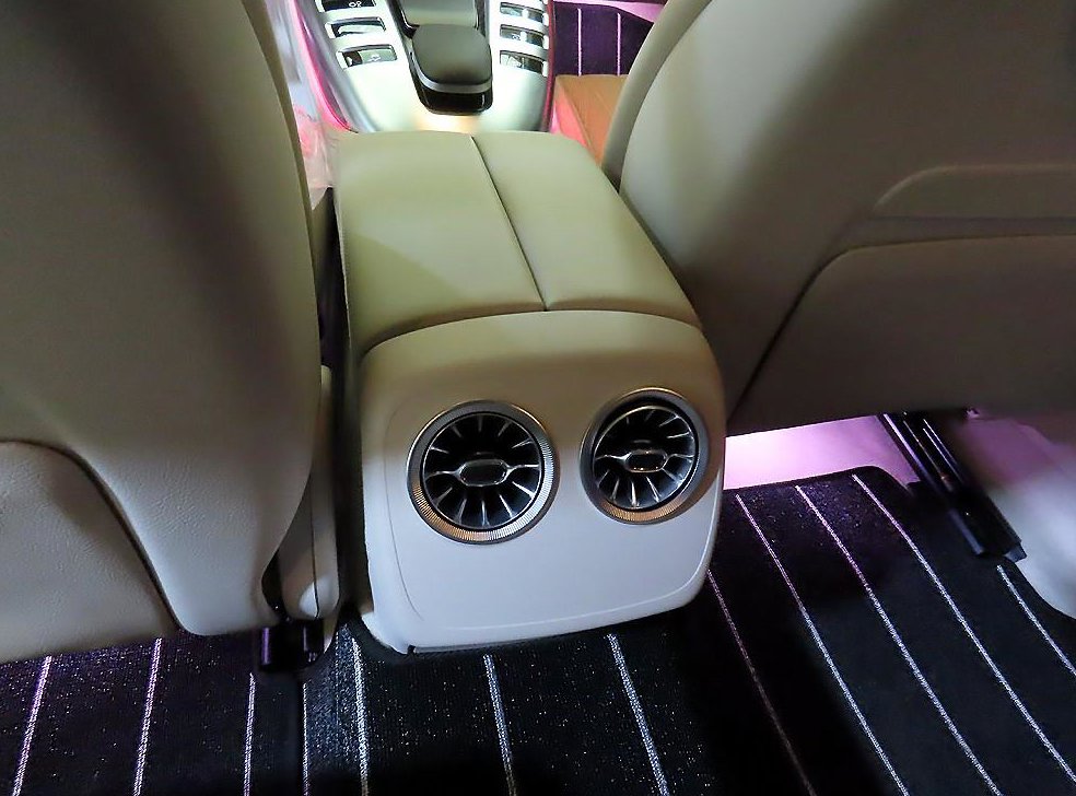 벤츠 AMG GT 4도어 43 4MATIC+ 사진 15