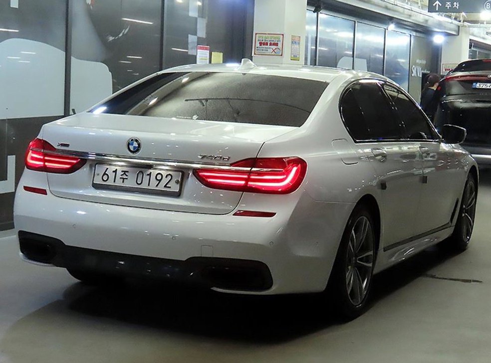BMW 7시리즈 740d xDrive M 스포츠 사진 4