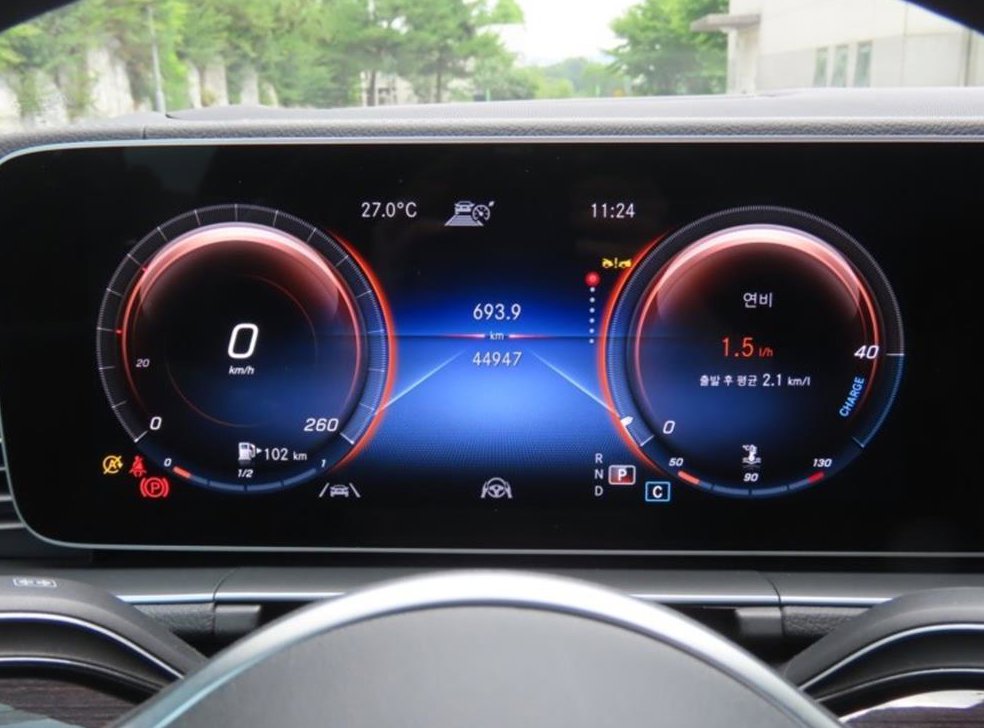 벤츠 GLE 클래스 GLE 400d 4MATIC 쿠페 사진 5