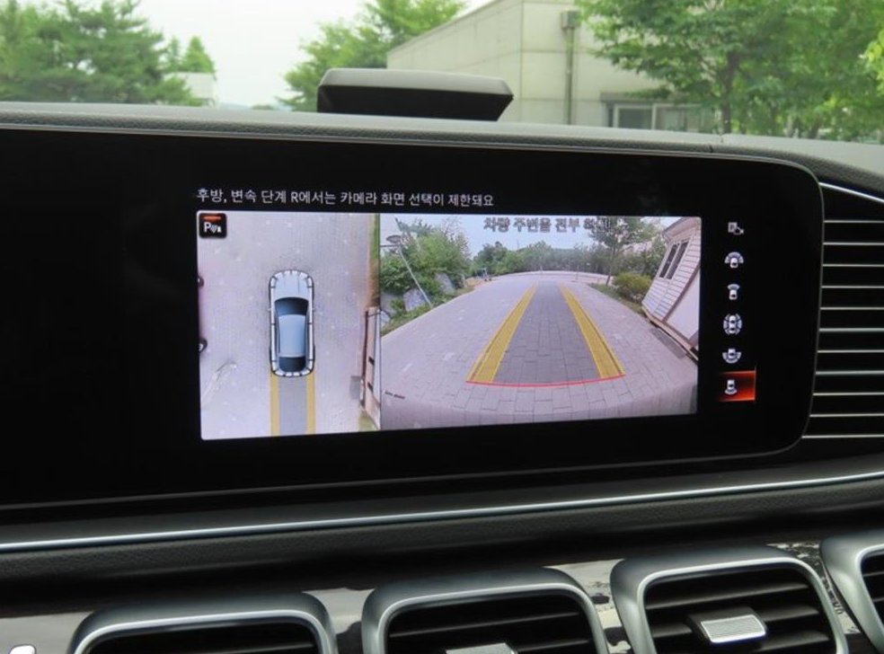 벤츠 GLE 클래스 GLE 400d 4MATIC 쿠페 사진 9