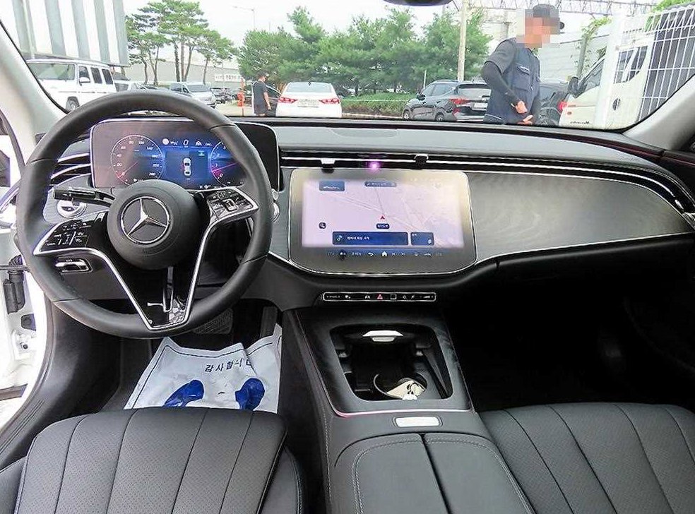 벤츠 E 클래스 E200 사진 8