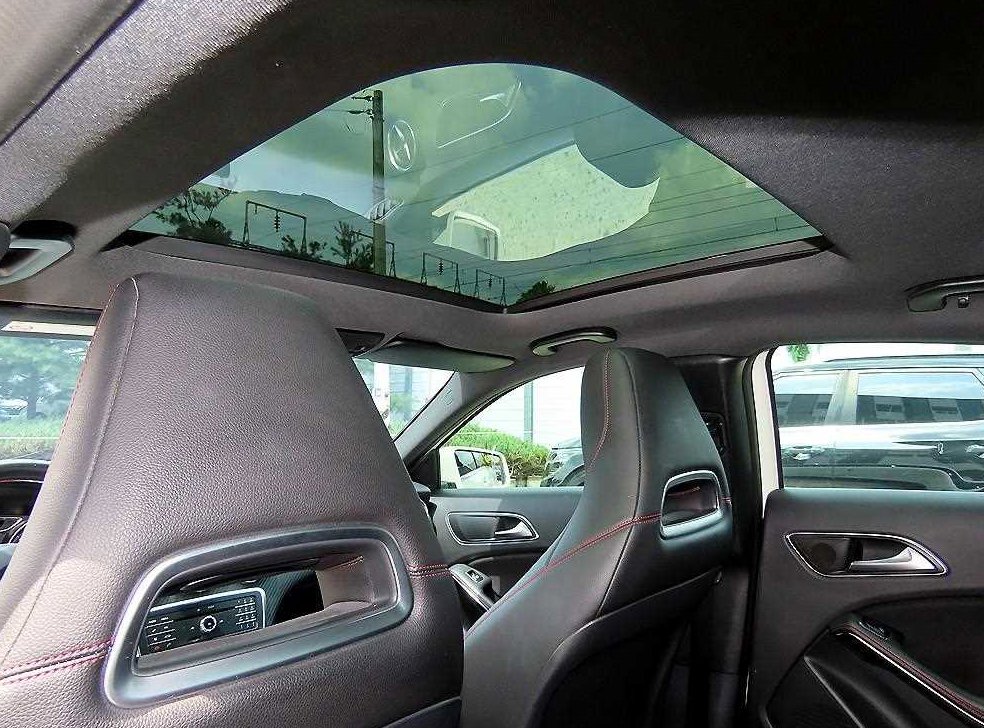 벤츠 A 클래스 A200 AMG LINE 사진 16