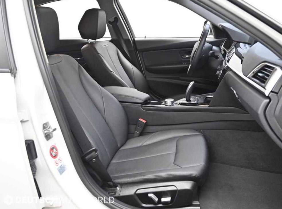 BMW 3시리즈 320d 사진 10