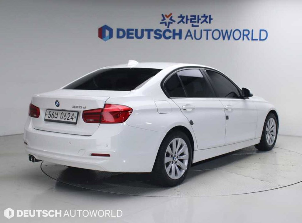BMW 3시리즈 320d 사진 2