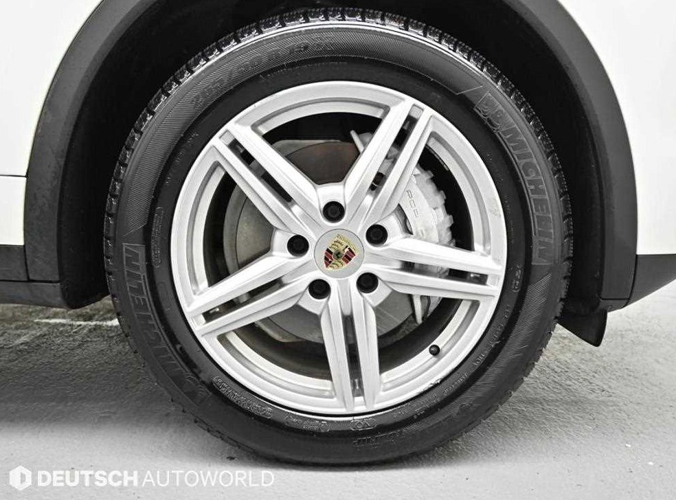 포르쉐 카이엔 3.6 VR6 사진 5