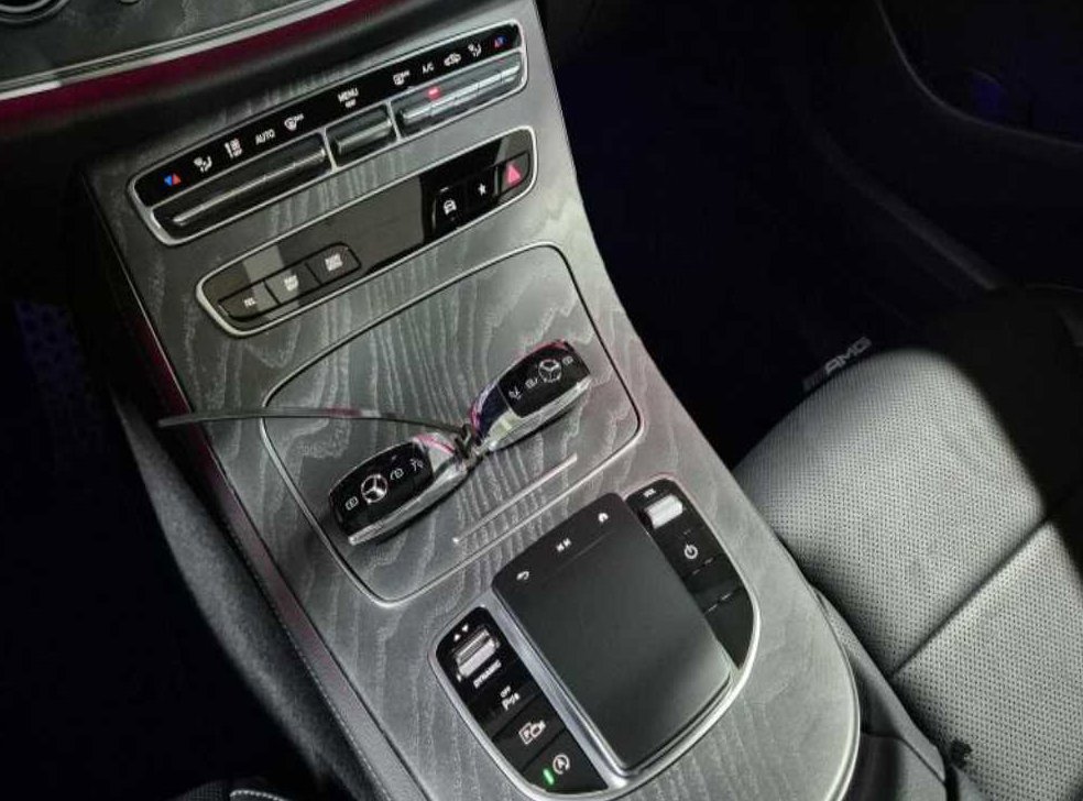 벤츠 E 클래스 E350 4MATIC 아방가르드 사진 11