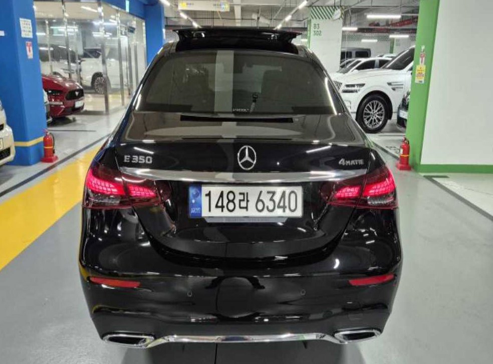 벤츠 E 클래스 E350 4MATIC 아방가르드 사진 3
