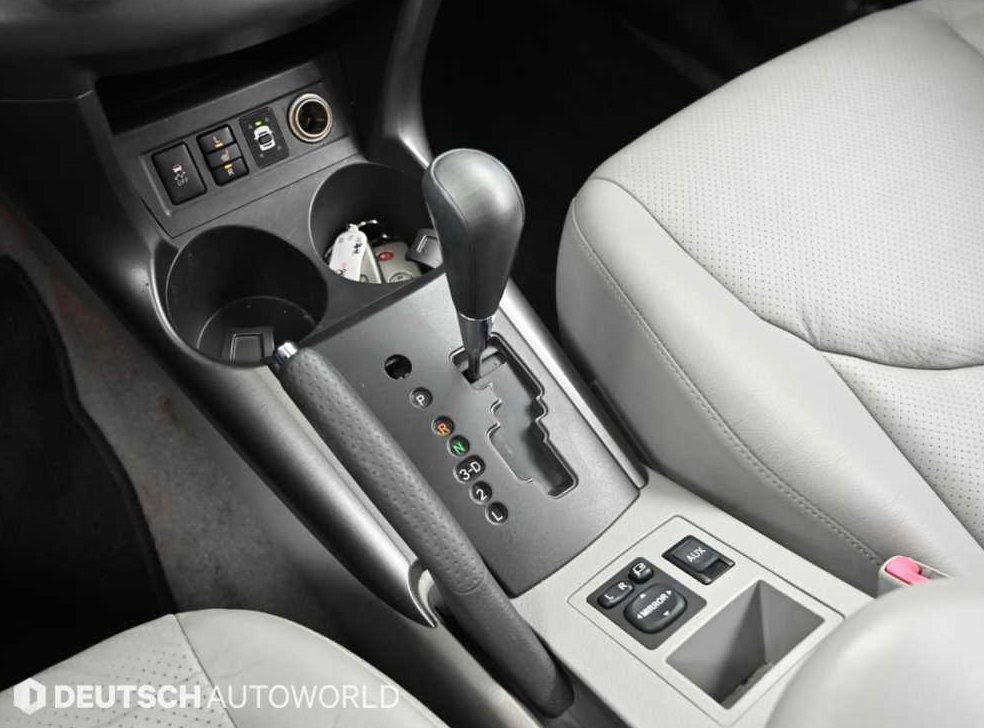 토요타 라브4 2.5 2WD 사진 9