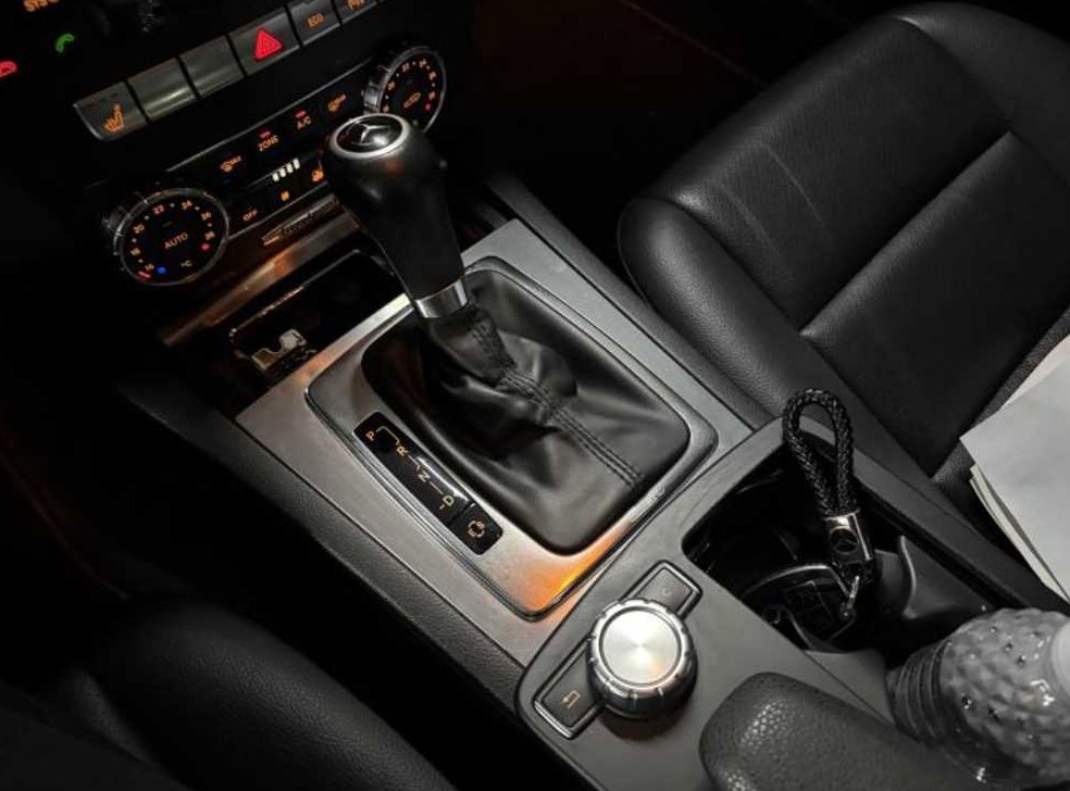 벤츠 C 클래스 C220 CDI 블루이피션시 사진 8