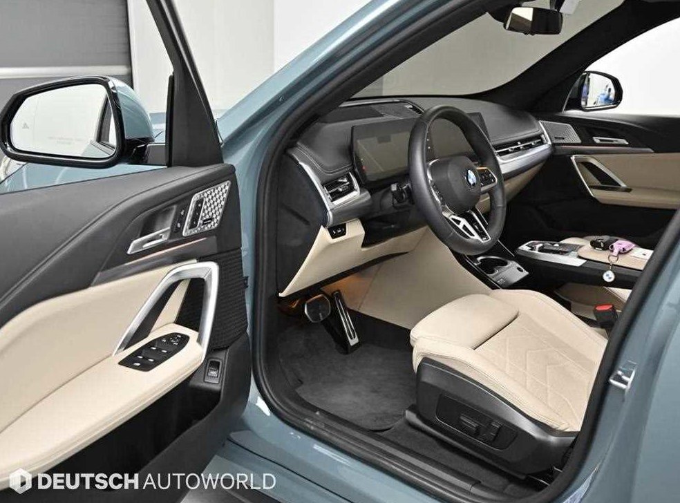 BMW iX1 xDrive 30 M 스포츠 사진 11