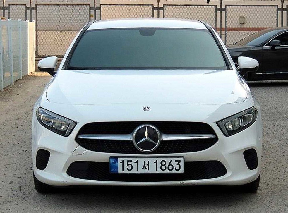 벤츠 A 클래스 A220 세단