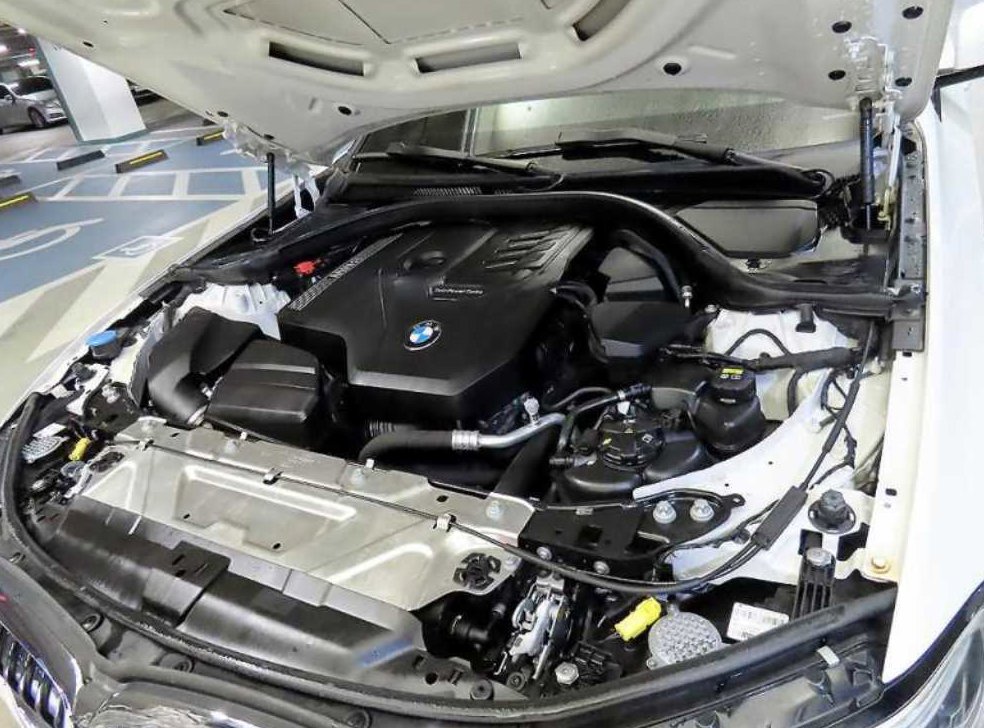 BMW 3시리즈 320i M 스포츠 사진 19