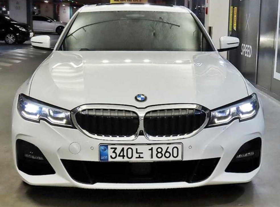 BMW 3시리즈 320i M 스포츠 사진 2