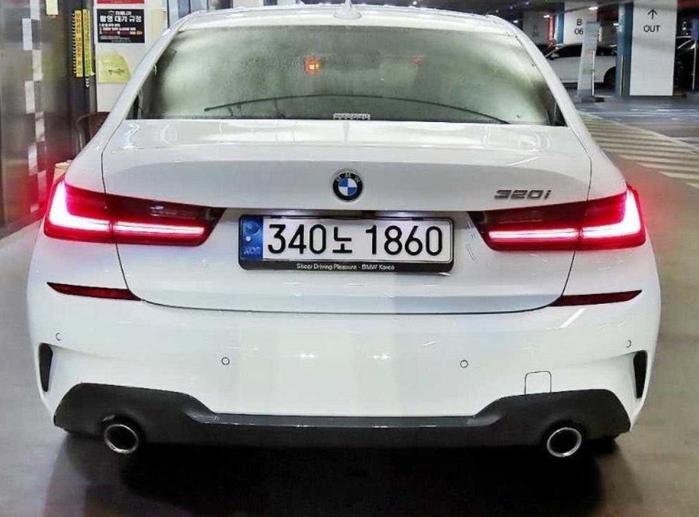 BMW 3시리즈 320i M 스포츠 사진 5