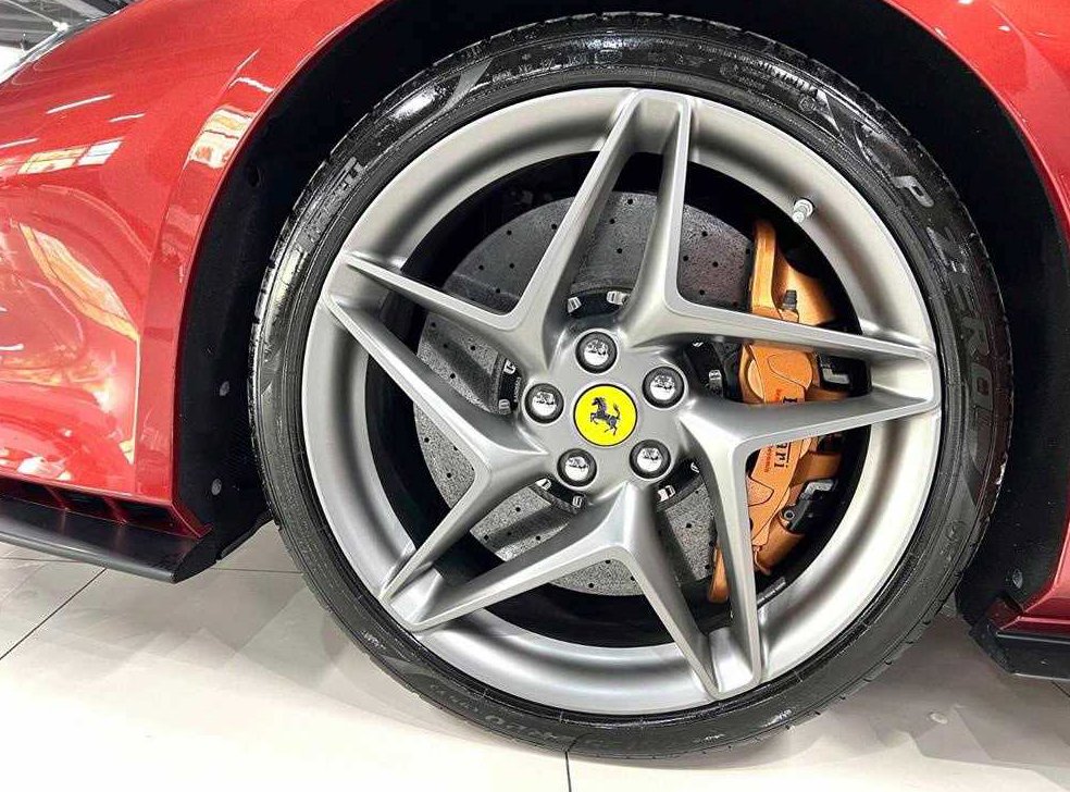 페라리 F8 3.9 V8 사진 14
