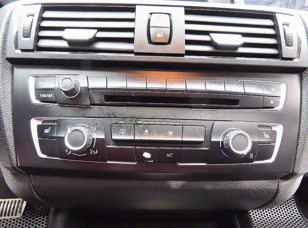 BMW 1시리즈 118d 어반 사진 16