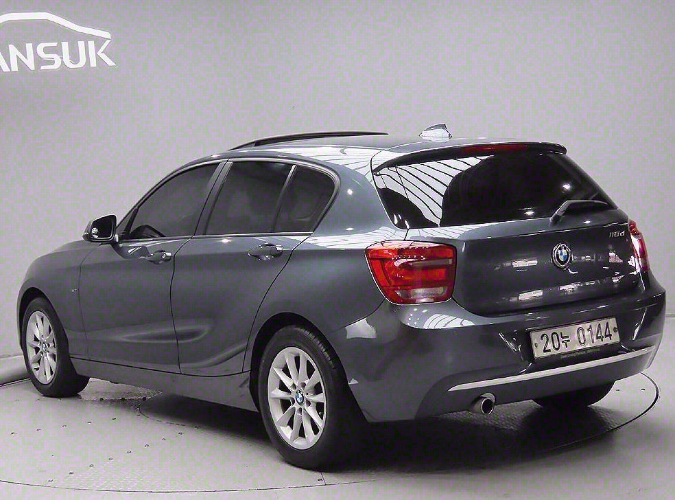 BMW 1시리즈 118d 어반 사진 3