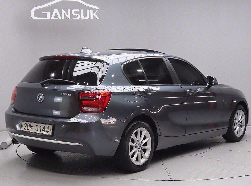 BMW 1시리즈 118d 어반 사진 4