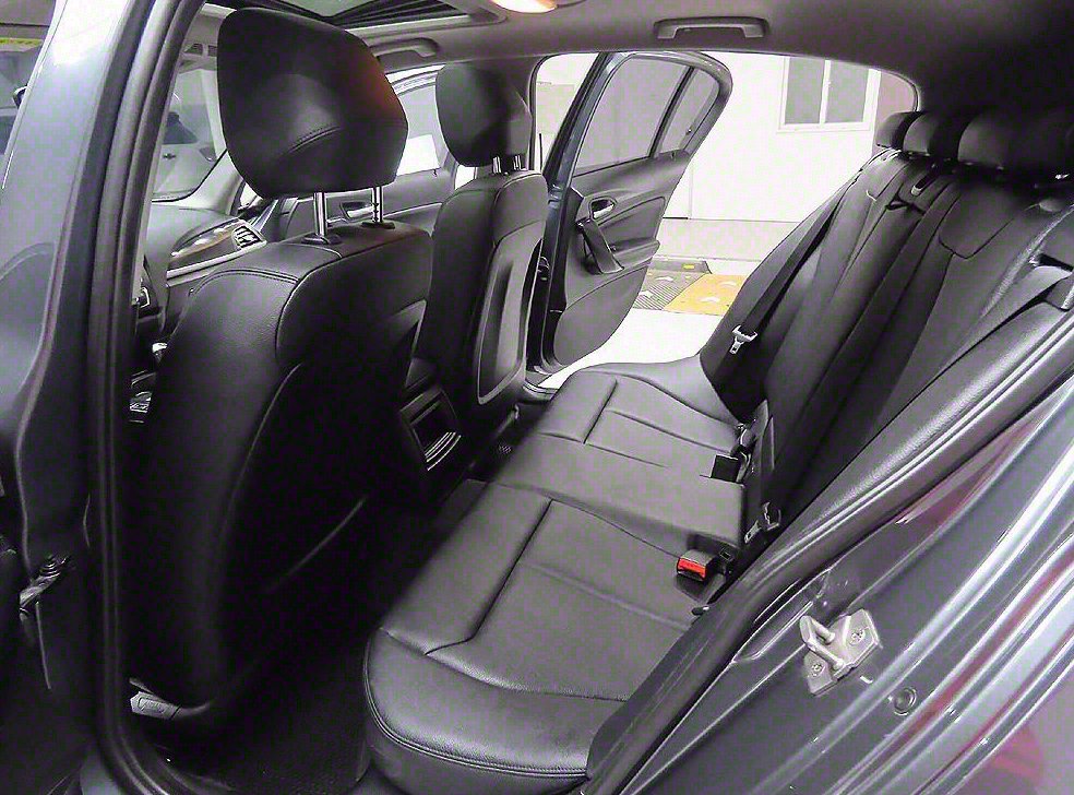 BMW 1시리즈 118d 어반 사진 8