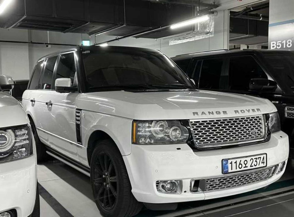 랜드로버 레인지로버 V8 5.0 SUPERCHARGED 사진 3