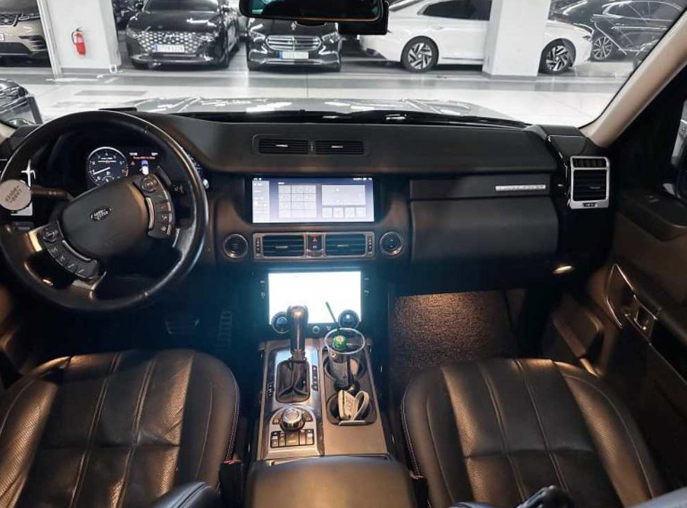 랜드로버 레인지로버 V8 5.0 SUPERCHARGED 사진 6