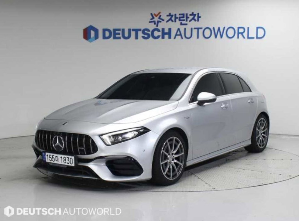 벤츠 A 클래스 AMG A45 4MATIC+ 해치백