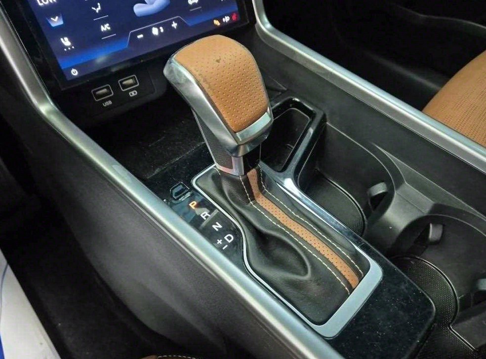 KG모빌리티(쌍용)  토레스 1.5 GDI-T 4WD 사진 8