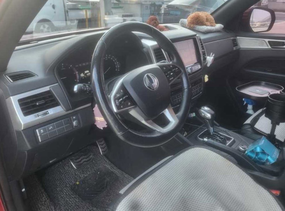 KG모빌리티(쌍용)  렉스턴 디젤 2.2 4WD 사진 13