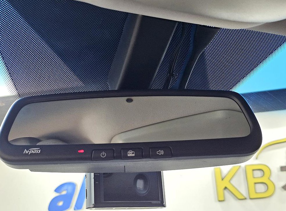 KG모빌리티(쌍용)  코란도 4WD LT 사진 17