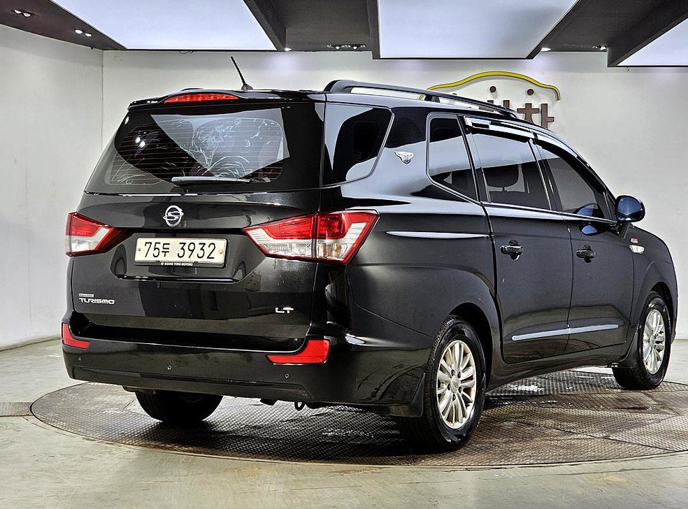 KG모빌리티(쌍용)  코란도 4WD LT 사진 4