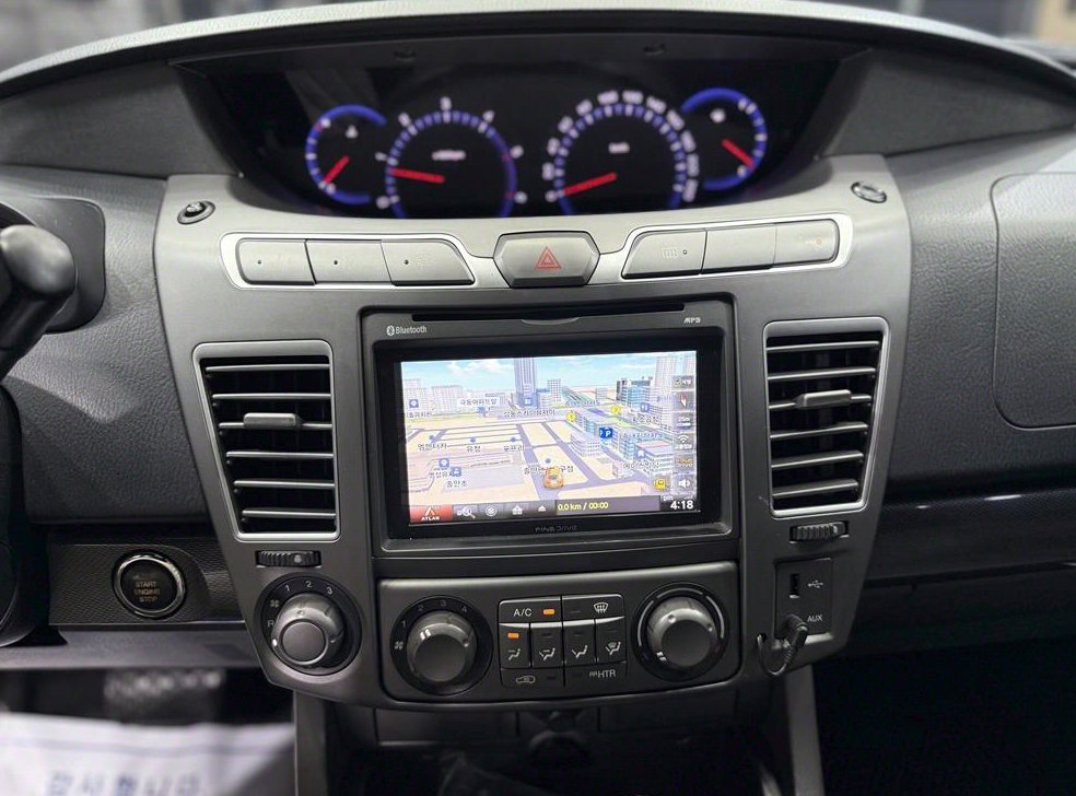 KG모빌리티(쌍용)  코란도 4WD GT 사진 11