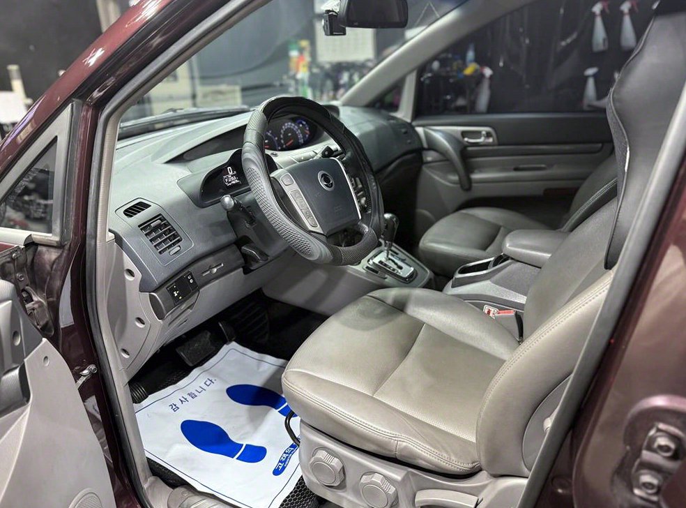 KG모빌리티(쌍용)  코란도 4WD GT 사진 6