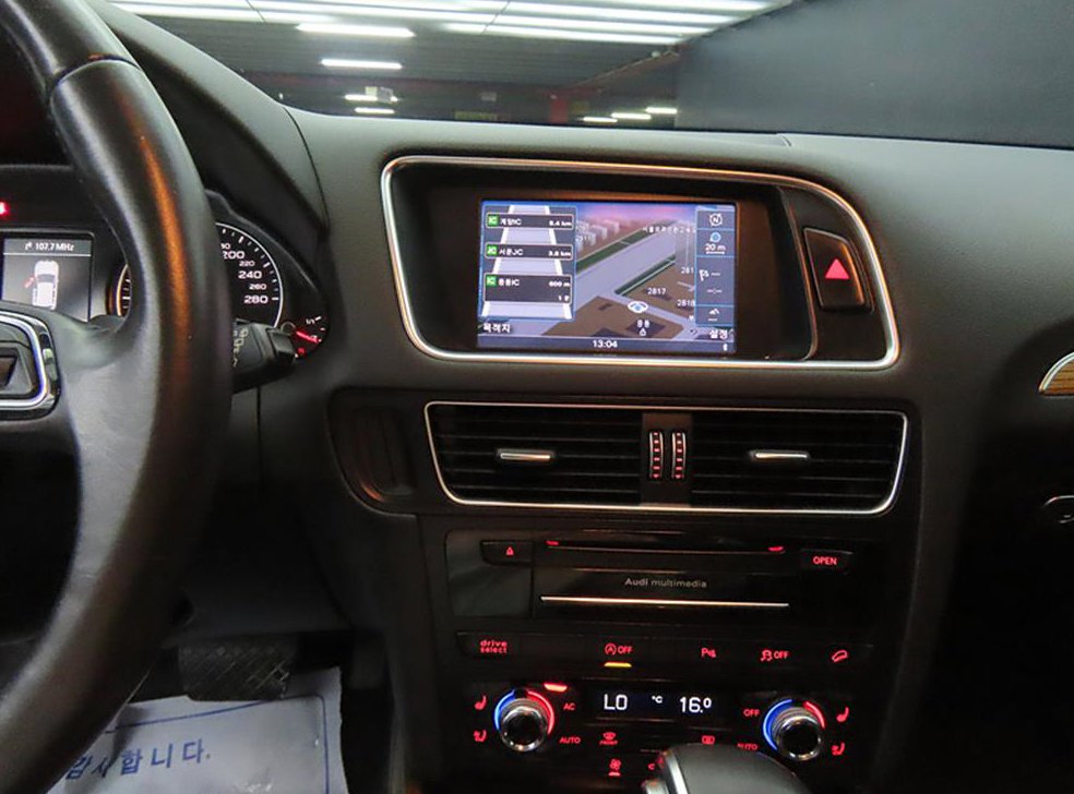 아우디 Q5 3.0 TDI 콰트로 다이나믹 사진 10