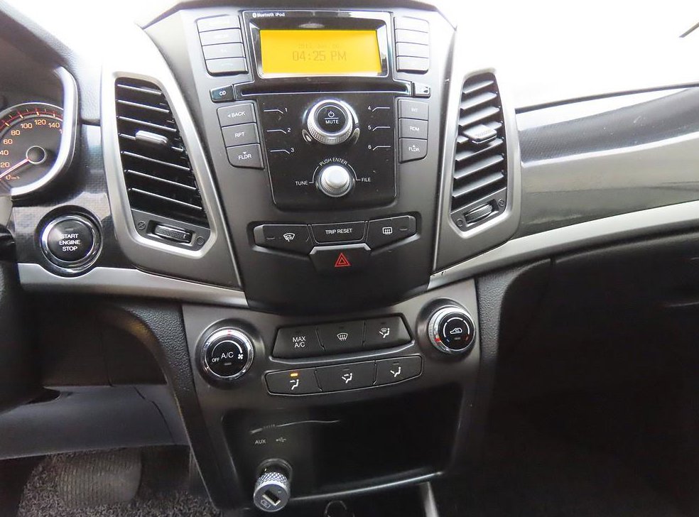 KG모빌리티(쌍용)  코란도 2.2 RX 4WD 사진 13