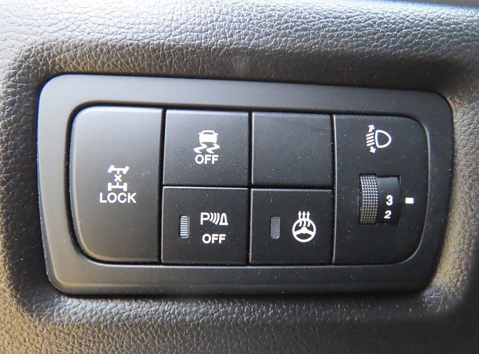 KG모빌리티(쌍용)  코란도 2.2 RX 4WD 사진 16